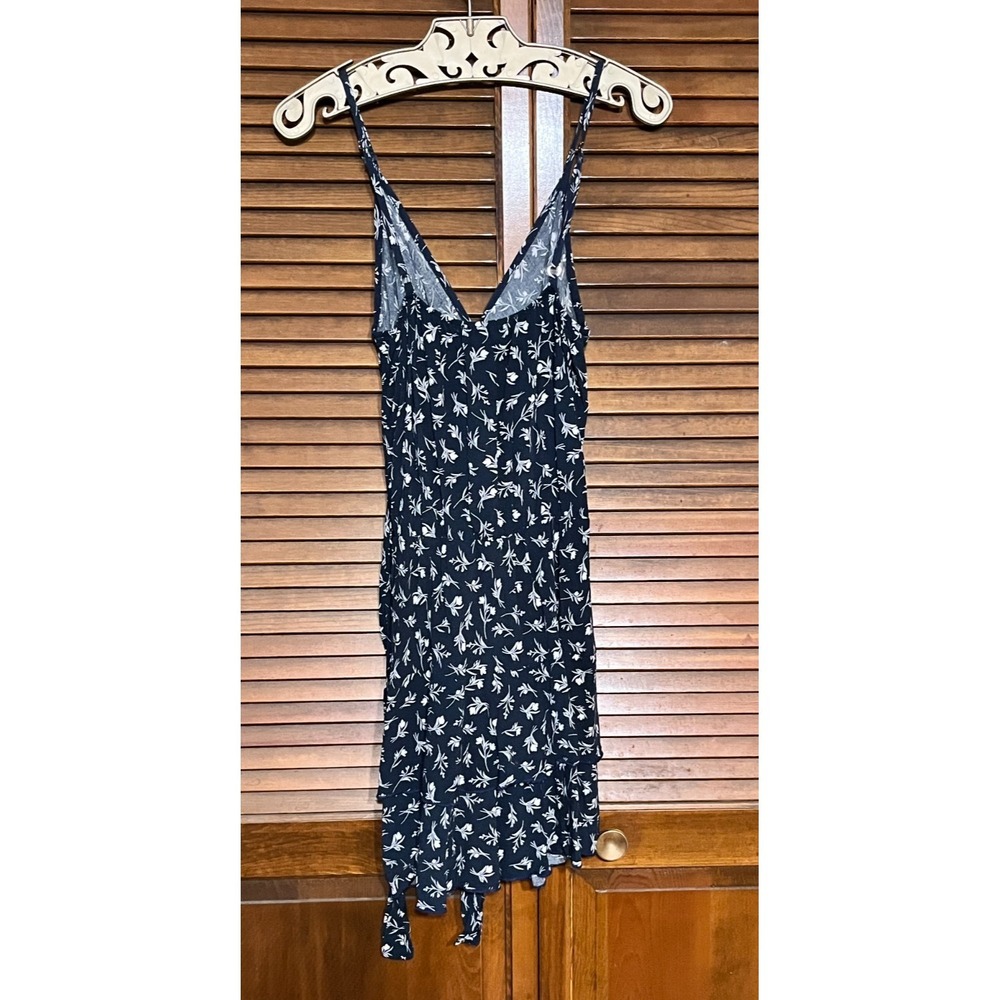 See You Monday Los Angeles Floral Wrap Dress Womens Medium Black White Rayon